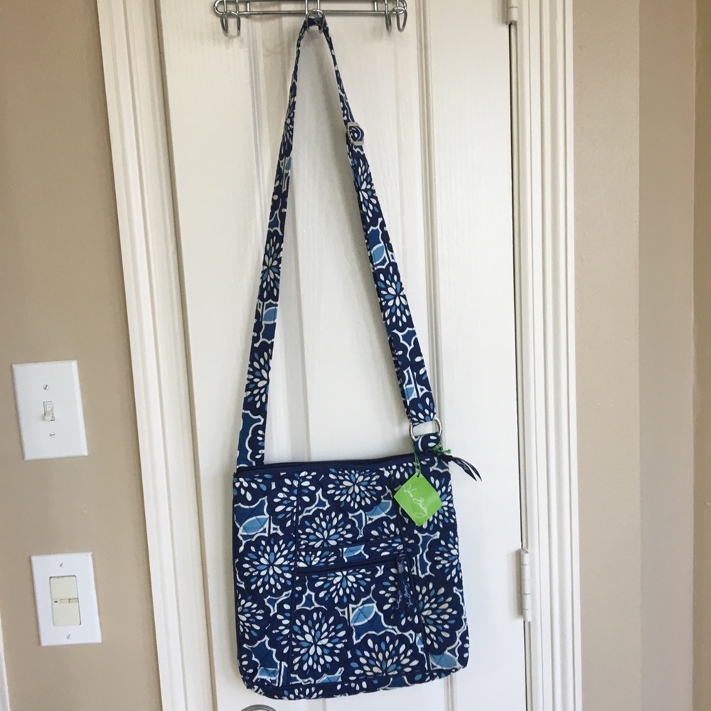 Vera Bradley (crossbody) Hipster Petal SplashNWT